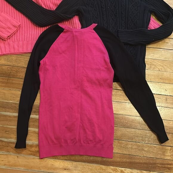 Bundle of 3 Women’s Black and Pink Long Sleeve Sweaters Size Small - Picture 5 of 14